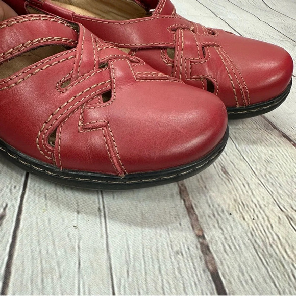 clarks evianna peal red leather flat loafer adjustable strap sz 9.5 - Picture 10 of 10